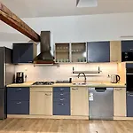 Navratilova Residence